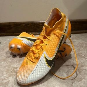 12 1/2 Nike Mercurial
